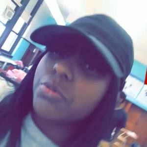 Meet your Posher, Felicia